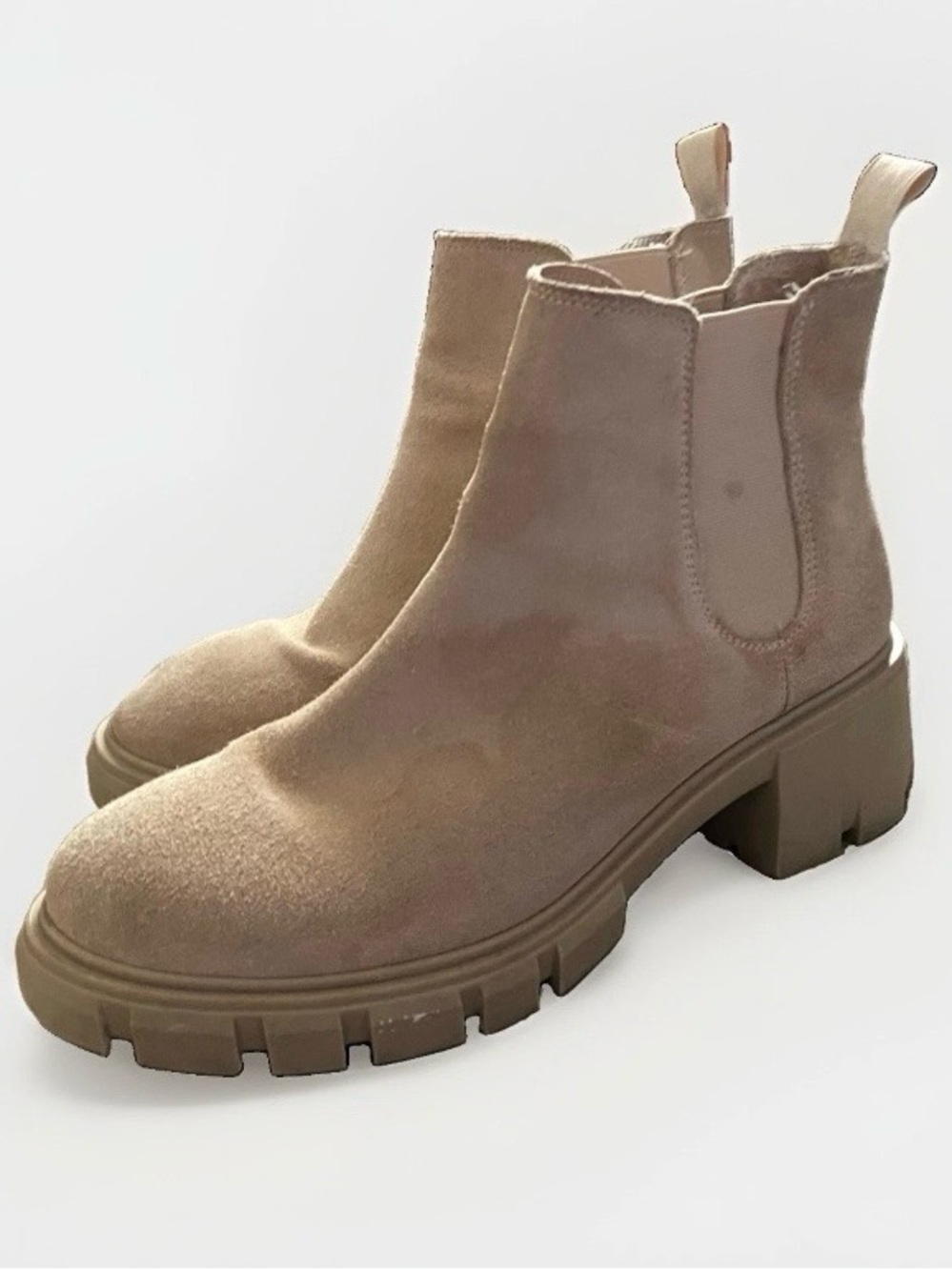 Steve Madden Women's Howler Ankle Boot, Sand Suede Leather - US 9